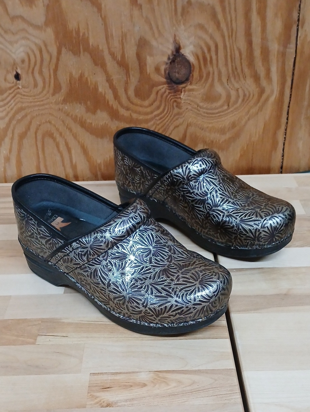 Dansko Women's Metallic Black & Gold Floral Clogs Size 39